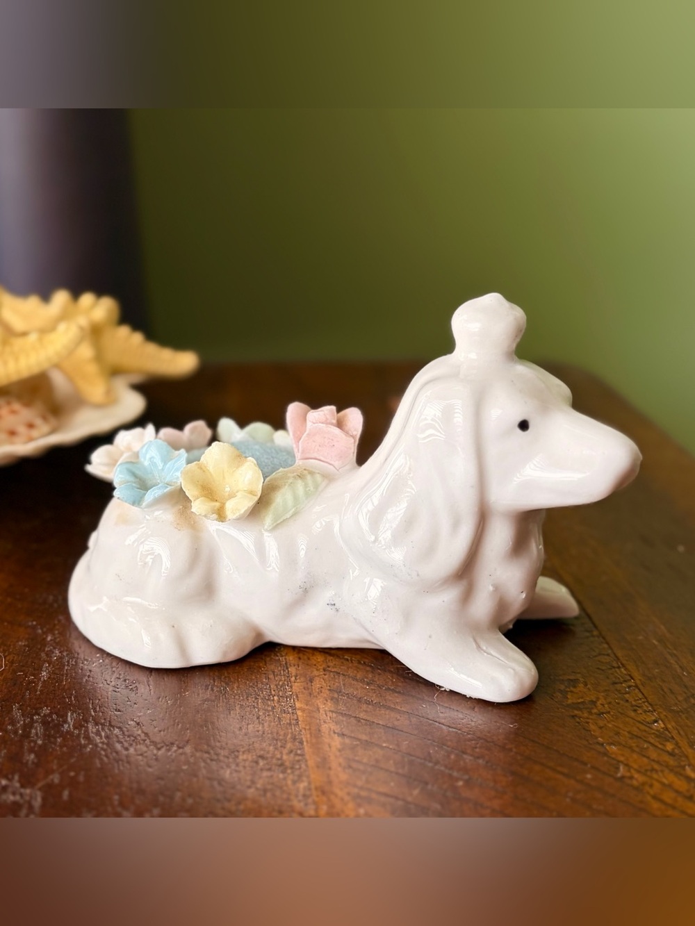 Ceramic White Dachshund Vintage Figurine Pastel Flowers & Pin Cushion - Picture 5 of 5
